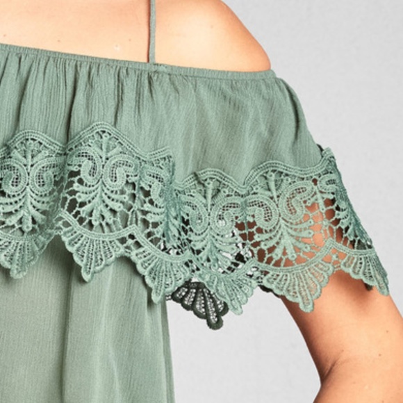 Pastel Sage Green Blouse - Picture 4 of 4